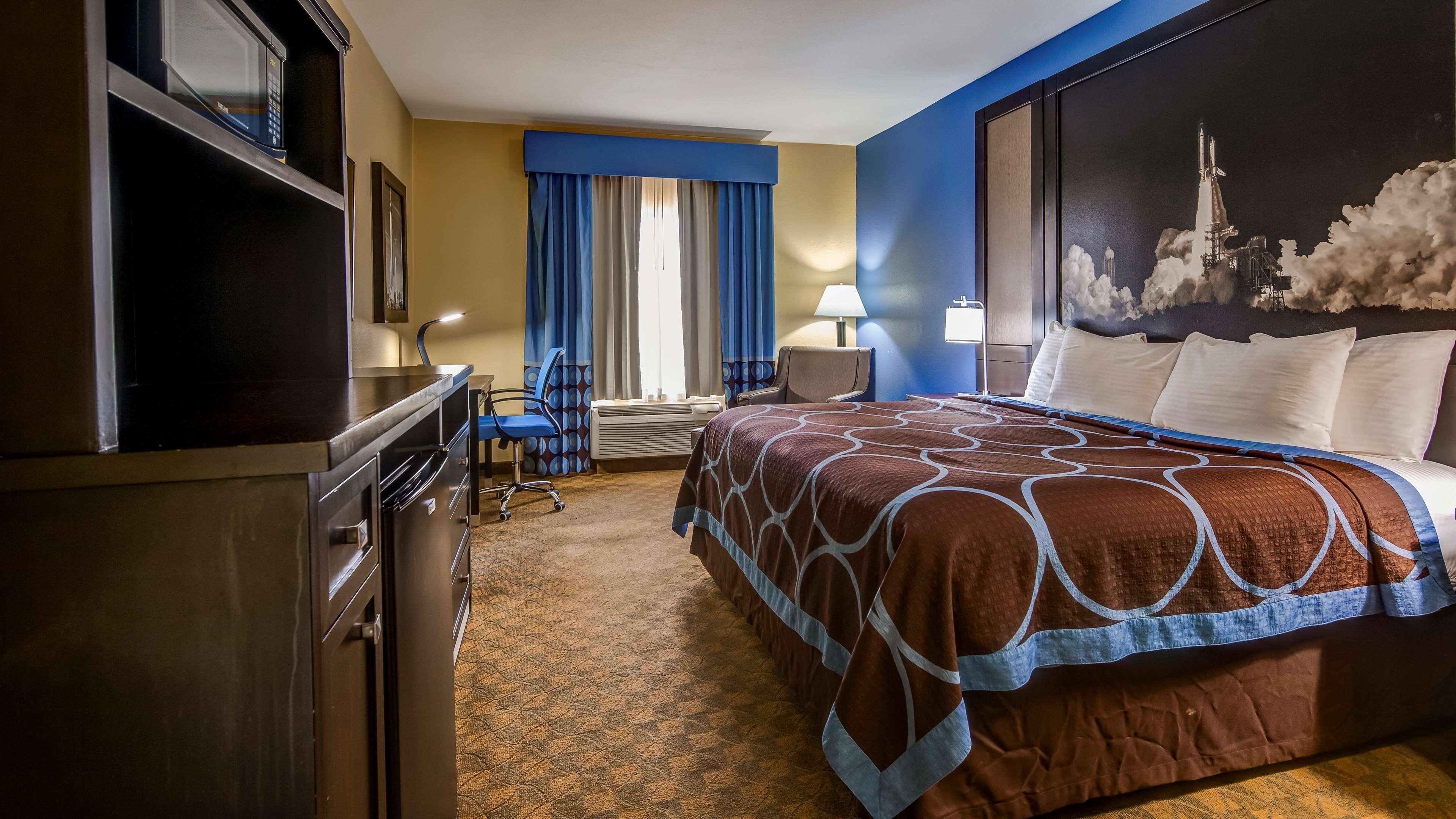 Best Western Plus Kingston Hotel And Conference Center Экстерьер фото