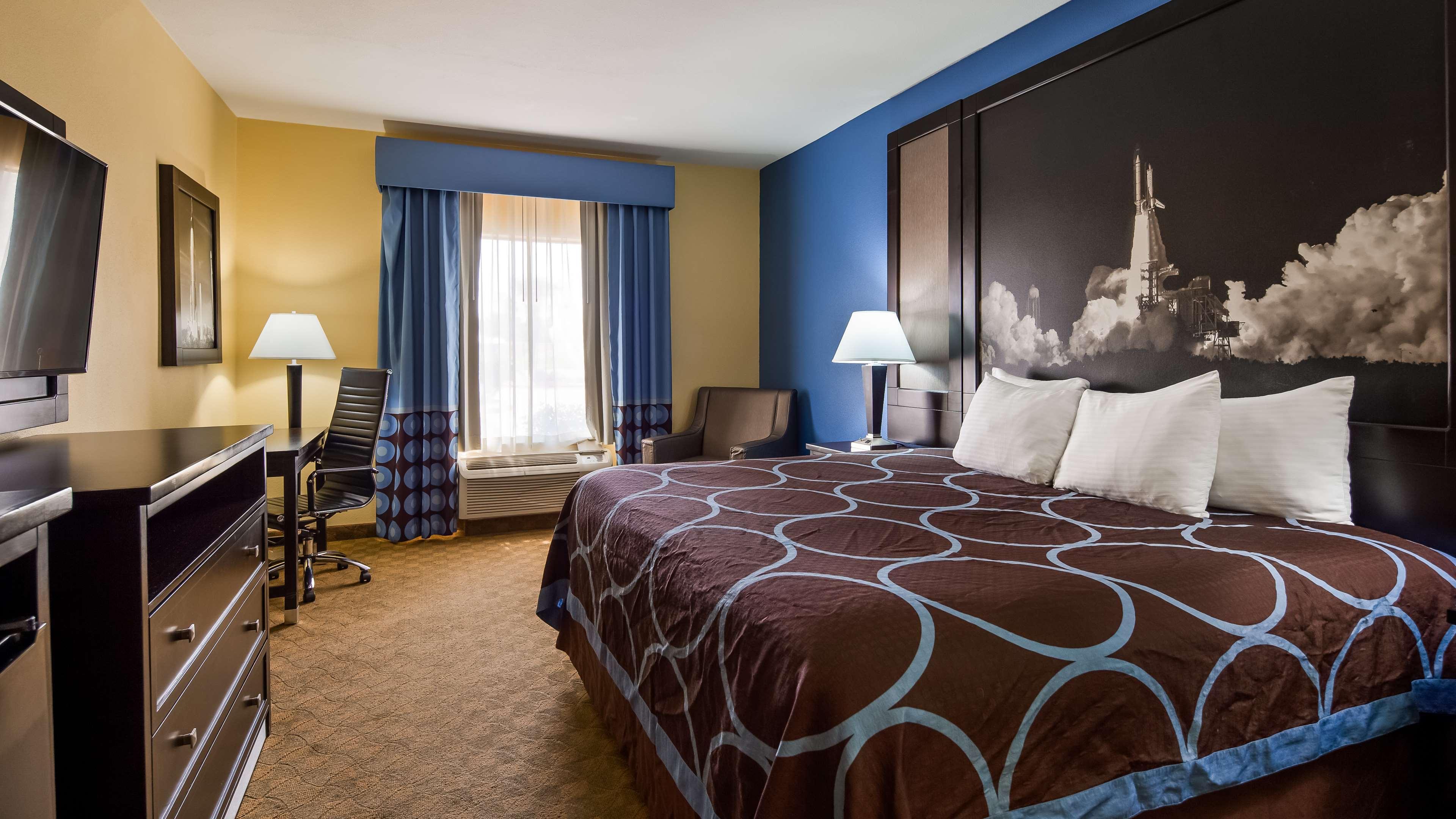 Best Western Plus Kingston Hotel And Conference Center Экстерьер фото