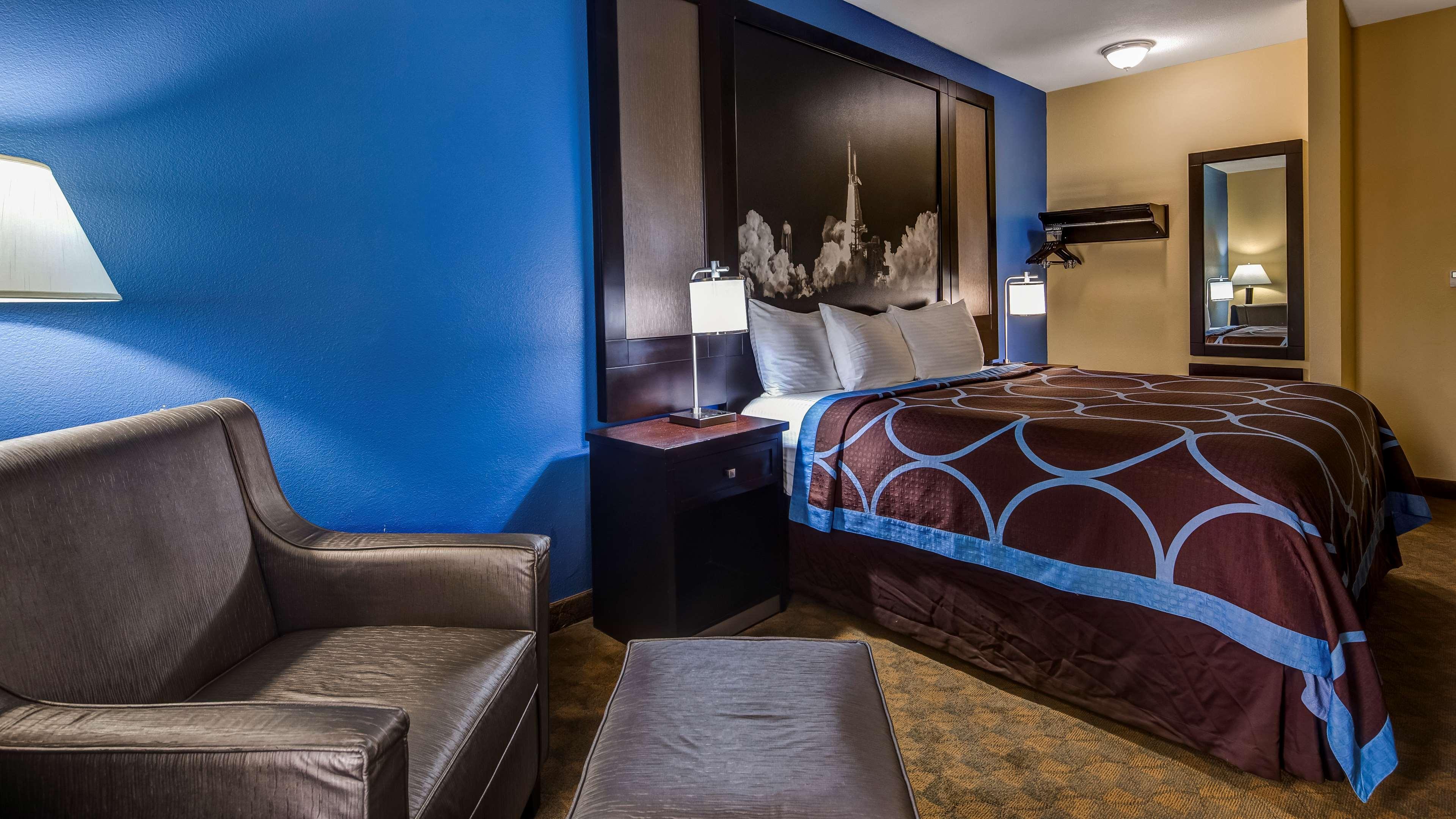 Best Western Plus Kingston Hotel And Conference Center Экстерьер фото
