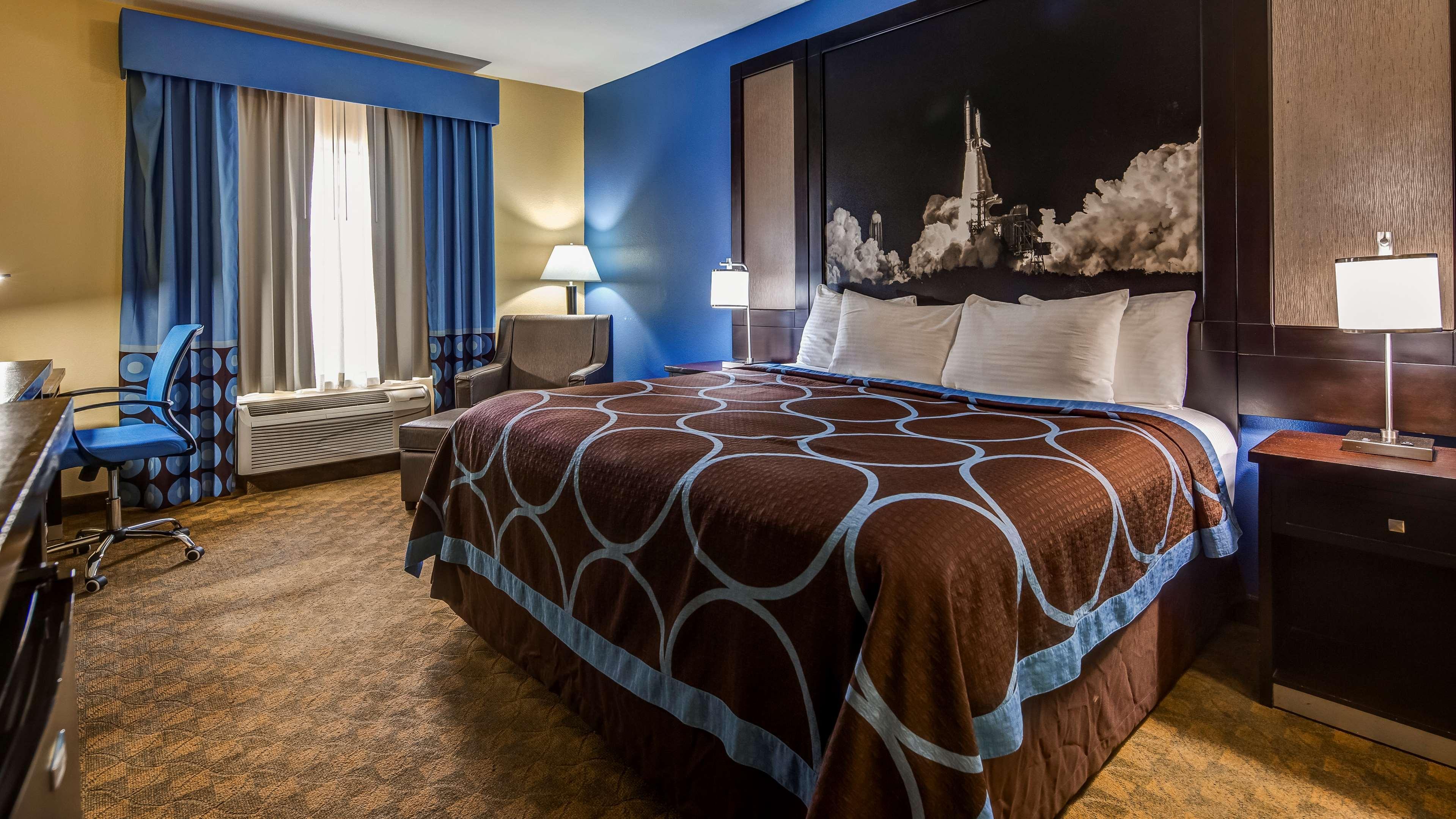 Best Western Plus Kingston Hotel And Conference Center Экстерьер фото